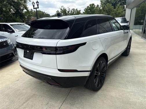 2026 Land Rover Range Rover Velar P250 SE R-Dynamic