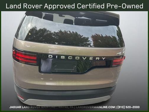 2025 Land Rover Discovery P300 S
