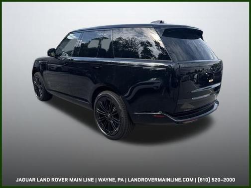 2025 Land Rover Range Rover P530 SE
