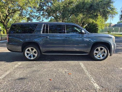 2020 GMC Yukon XL SLE