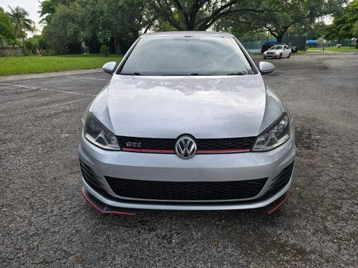 2015 Volkswagen Golf GTI S