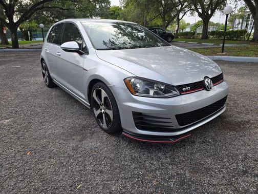 2015 Volkswagen Golf GTI S