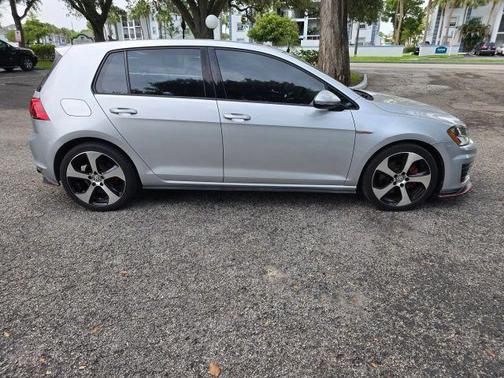 2015 Volkswagen Golf GTI S