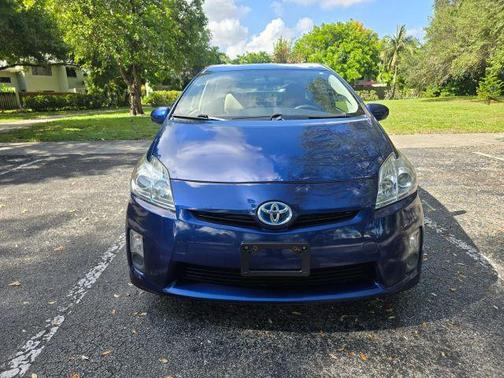 2010 Toyota Prius IV