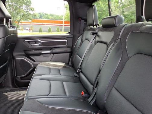 Flame Red Clearcoat 2025 RAM 1500 Laramie