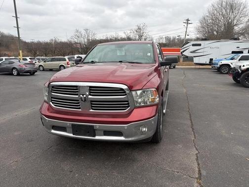 2015 RAM 1500 SLT