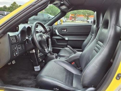 2003 Toyota MR2