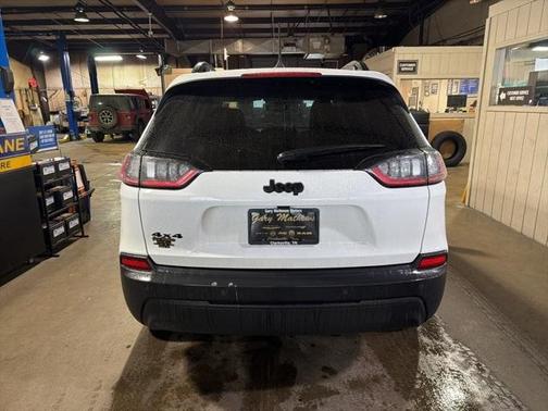 2023 Jeep Cherokee Altitude Lux