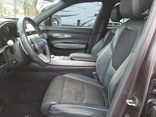 2022 Genesis GV70 2.5T