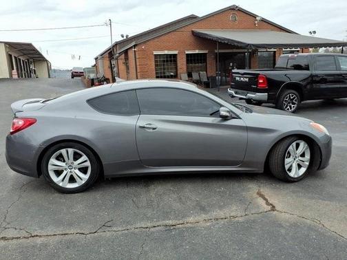 2011 Hyundai Genesis Coupe 3.8 Grand Touring