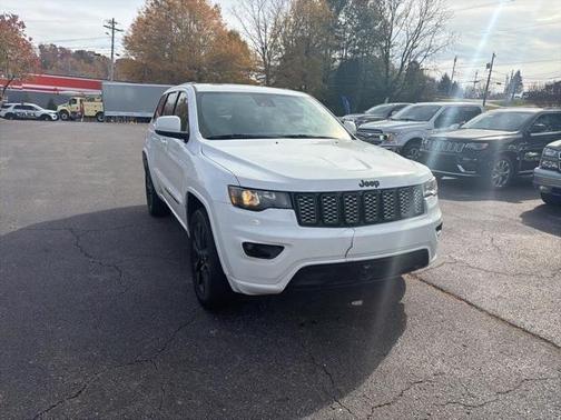 2022 Jeep Grand Cherokee WK Laredo