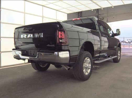 Diamond Black 2026 RAM 2500 Big Horn