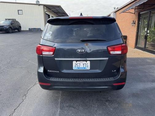 2017 Kia Sedona LX