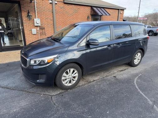 2017 Kia Sedona LX