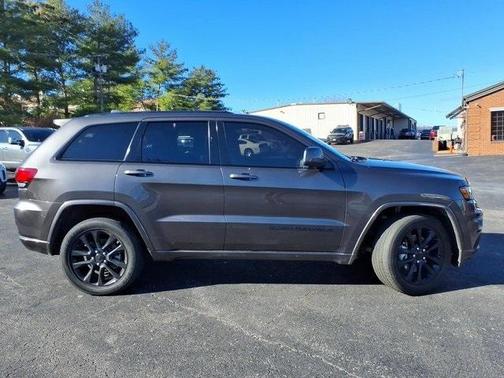 2021 Jeep Grand Cherokee Laredo X