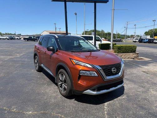 2 Tone Orange / Black 2023 Nissan Rogue Platinum