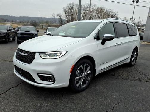 2026 Chrysler Pacifica Pinnacle