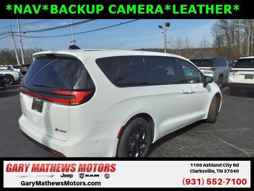 2024 Chrysler Pacifica Hybrid Select