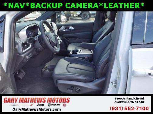 2024 Chrysler Pacifica Hybrid Select