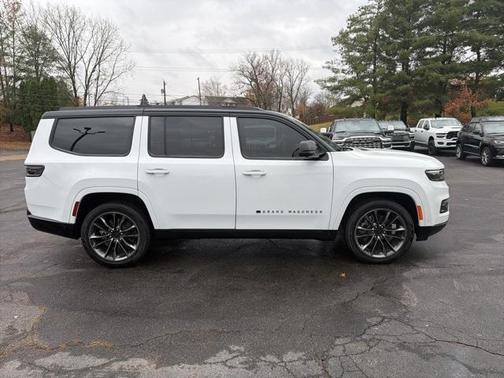 2025 Jeep Grand Wagoneer Series III