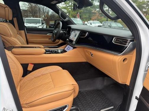 2025 Jeep Grand Wagoneer Series III