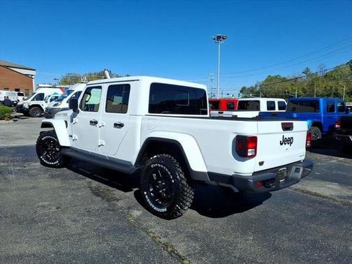 2025 Jeep Gladiator Sport