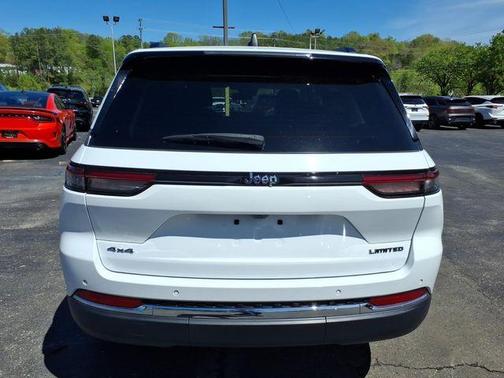 Bright White Clearcoat 2023 Jeep Grand Cherokee Limited