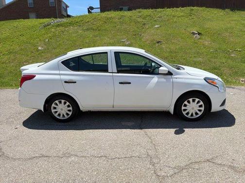 Cloud White 2019 Nissan Versa 1.6 S+