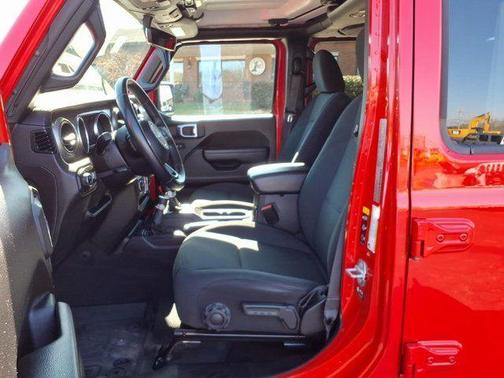 2021 Jeep Gladiator Sport