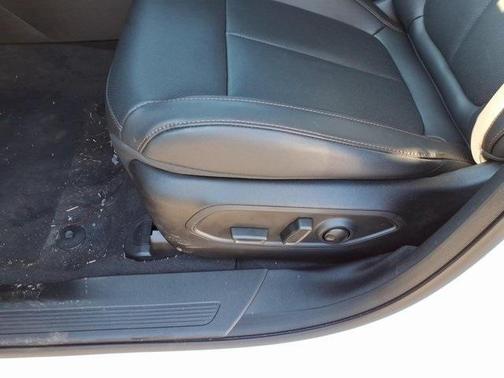 2026 Jeep Cherokee LAREDO/LIMITED