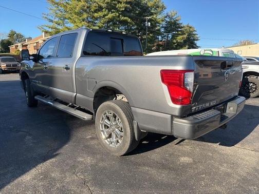 2018 Nissan Titan XD SL