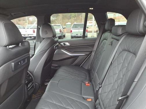 2023 BMW X5 sDrive40i