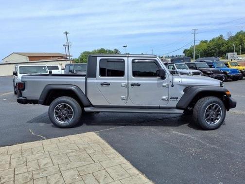 2020 Jeep Gladiator Sport