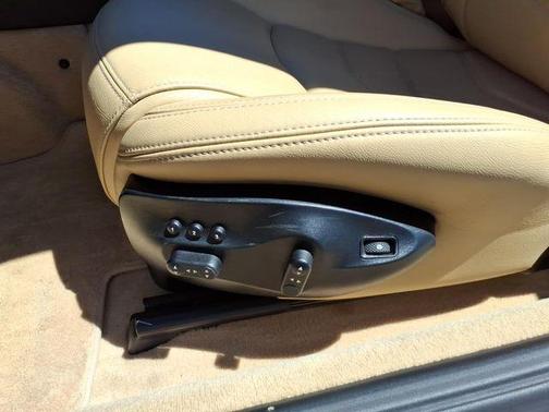 Blu 2015 Maserati GranTurismo Sport