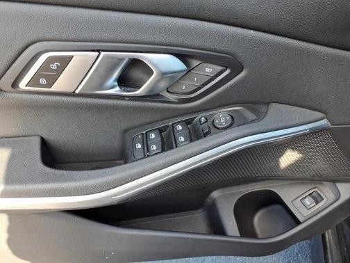 2020 BMW 330 i xDrive