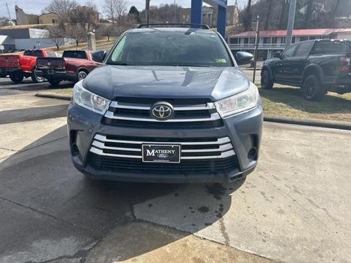 2018 Toyota Highlander LE