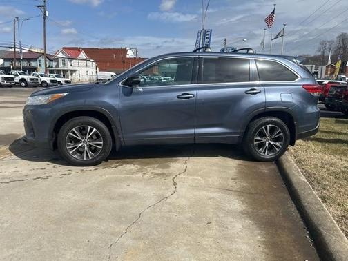 2018 Toyota Highlander LE