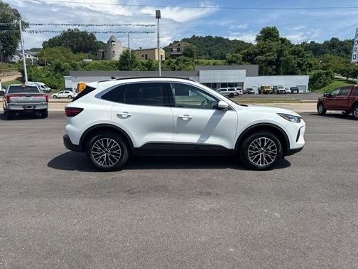 2025 Ford Escape PHEV