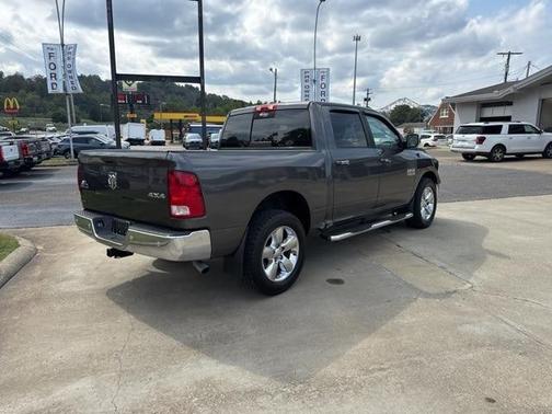 2016 RAM 1500 Big Horn