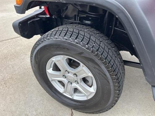 2019 Jeep Wrangler Sport