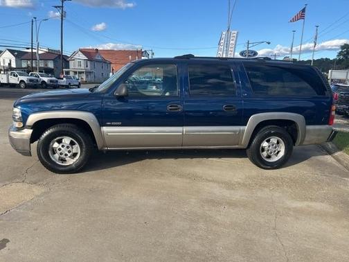 2000 Chevrolet Suburban LS