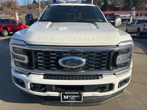 2025 Ford F-450 Platinum