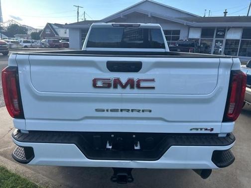 2022 GMC Sierra 2500 AT4