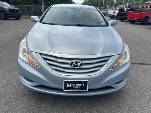 Iridescent Silver Blue Pearl Mica 2012 Hyundai SONATA GLS