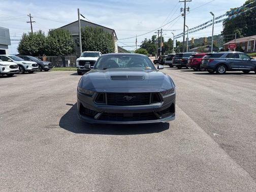 2025 Ford Mustang Dark Horse