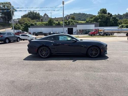 2025 Ford Mustang Dark Horse