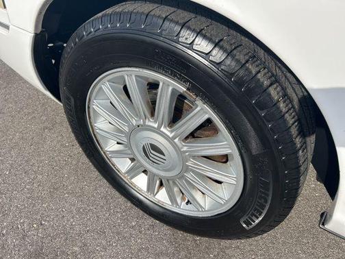 2010 Mercury Grand Marquis LS