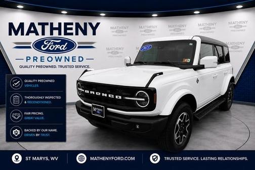 Oxford White 2025 Ford Bronco Outer Banks