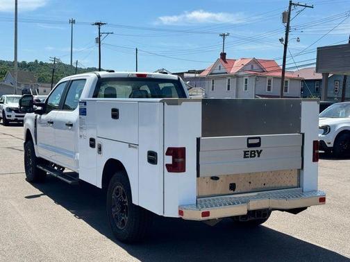 Oxford White 2026 Ford F-350 XL
