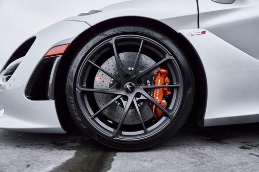 2024 McLaren 750S Spider